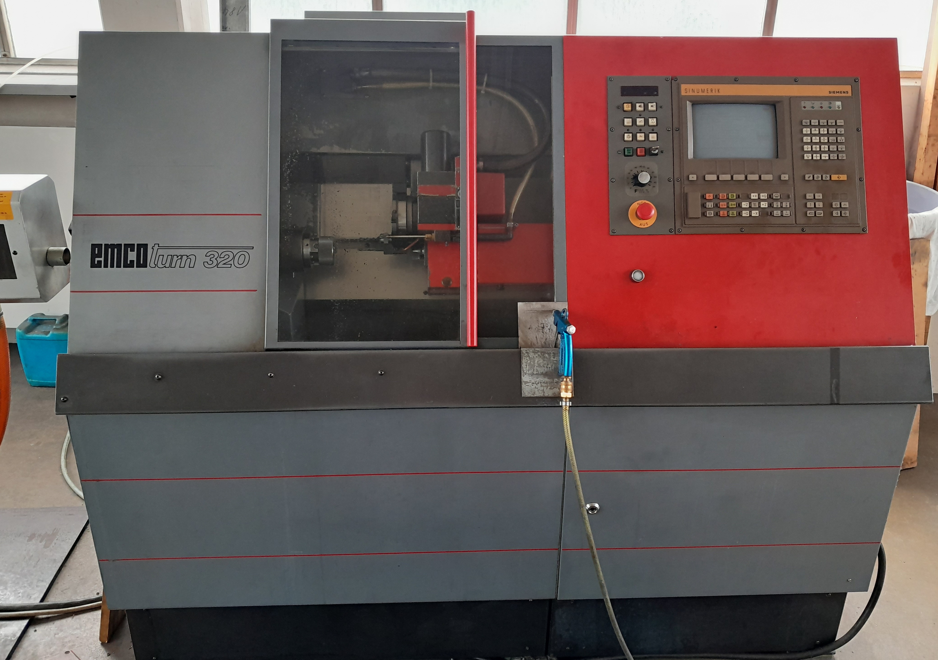 EMCOturn 320